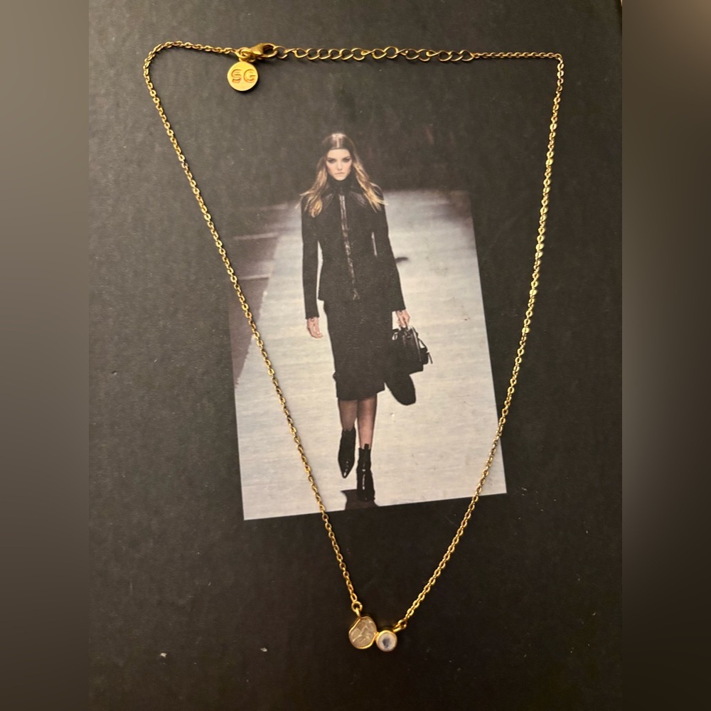 Delicate Gold Necklace with Crystal Accent - Women